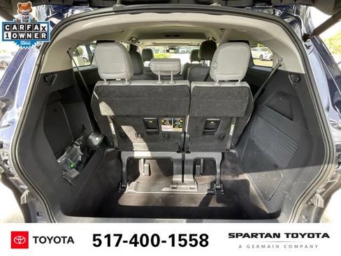 Used 2025 Toyota Sienna XLE FWD image 23