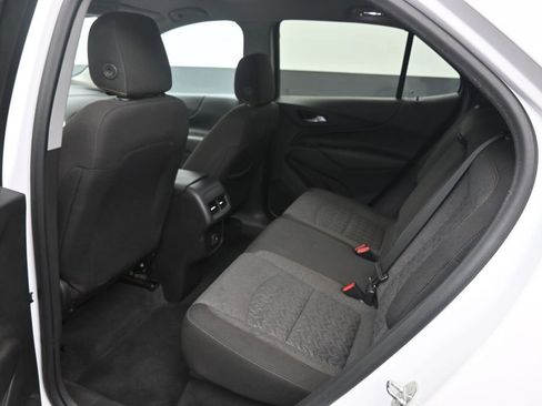 Used 2022 Chevrolet Equinox LT FWD image 14