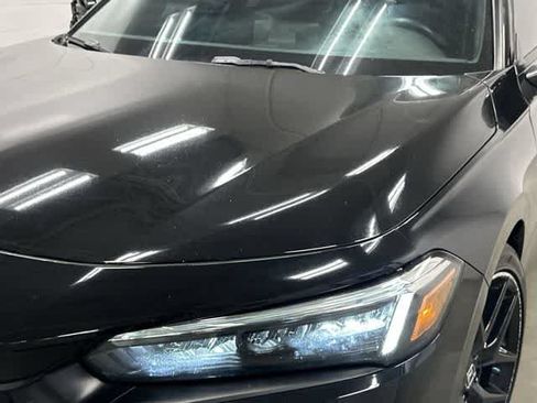 Used 2024 Honda Civic Sport image 31