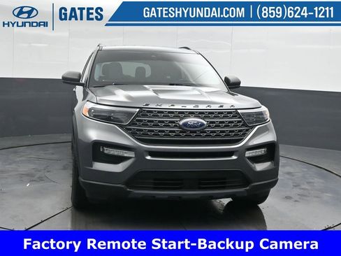 Used 2021 Ford Explorer XLT w/ Equipment Group 202A image 5