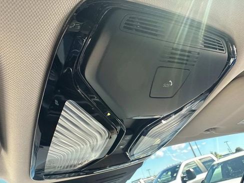 Used 2025 BMW X7 xDrive40i image 34