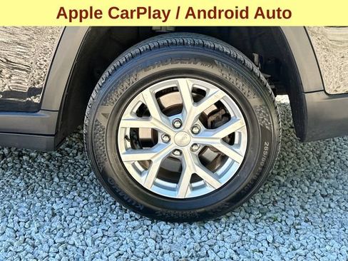 Used 2023 Jeep Grand Cherokee L Limited w/ Luxury Tech Group II AWD/4WD image 9