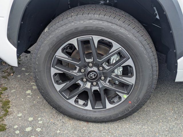 New 2026 Toyota Tundra Limited AWD/4WD image 9