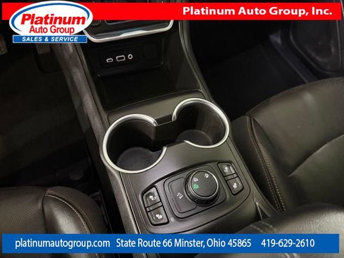 Used 2019 GMC Terrain SLT AWD/4WD image 21