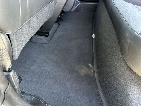 Used 2025 Chevrolet Trax LT image 35