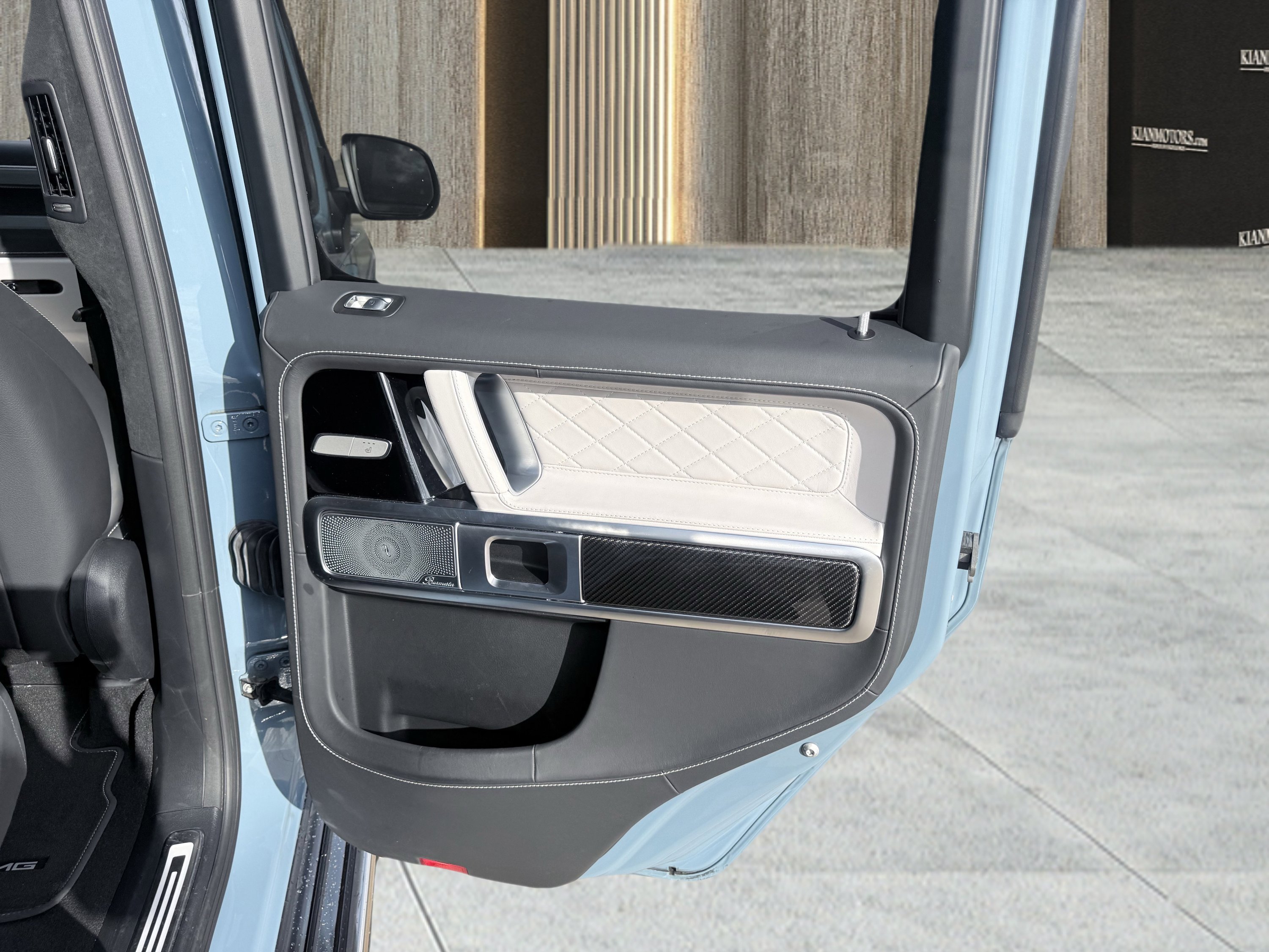 Used 2023 Mercedes-Benz G 550 image 39