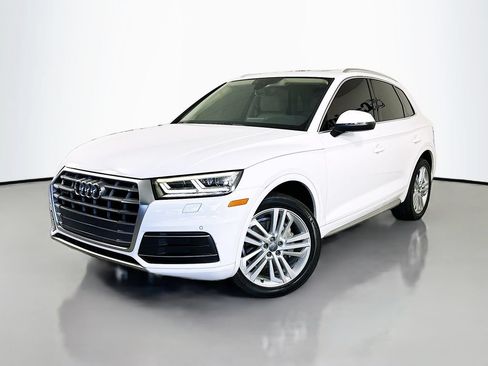 Used 2018 Audi Q5 2.0T Premium Plus w/ Premium Plus Package AWD/4WD image 3