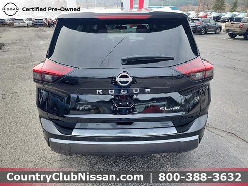 Certified 2024 Nissan Rogue SL w/ SL Premium Package image 7