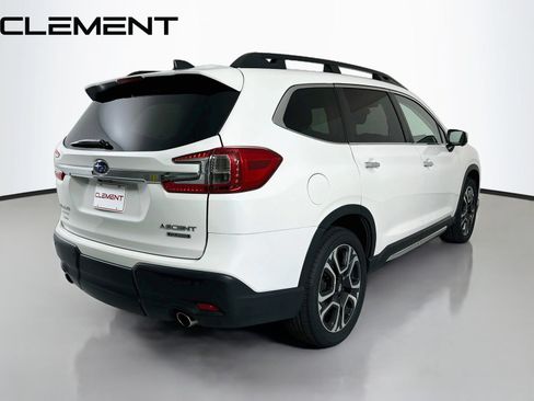 Used 2023 Subaru Ascent Touring AWD/4WD image 7