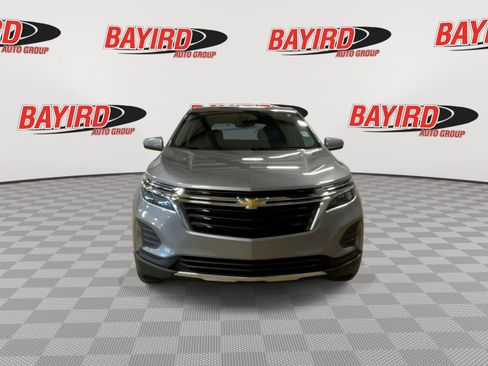 Used 2023 Chevrolet Equinox LT w/ Driver Convenience Package image 4
