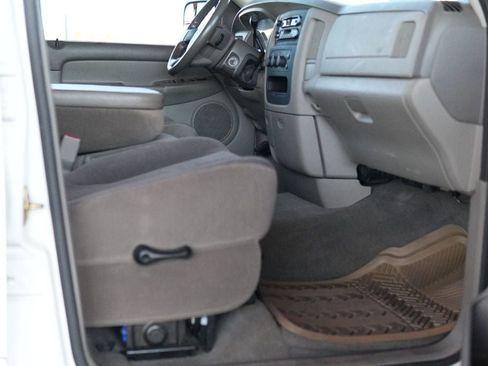 Used 2004 Dodge Ram 2500 Truck SLT w/ Trailer Tow Group image 11