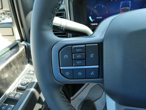 New 2026 Ford F250 Lariat w/ Black Appearance Package AWD/4WD image 22
