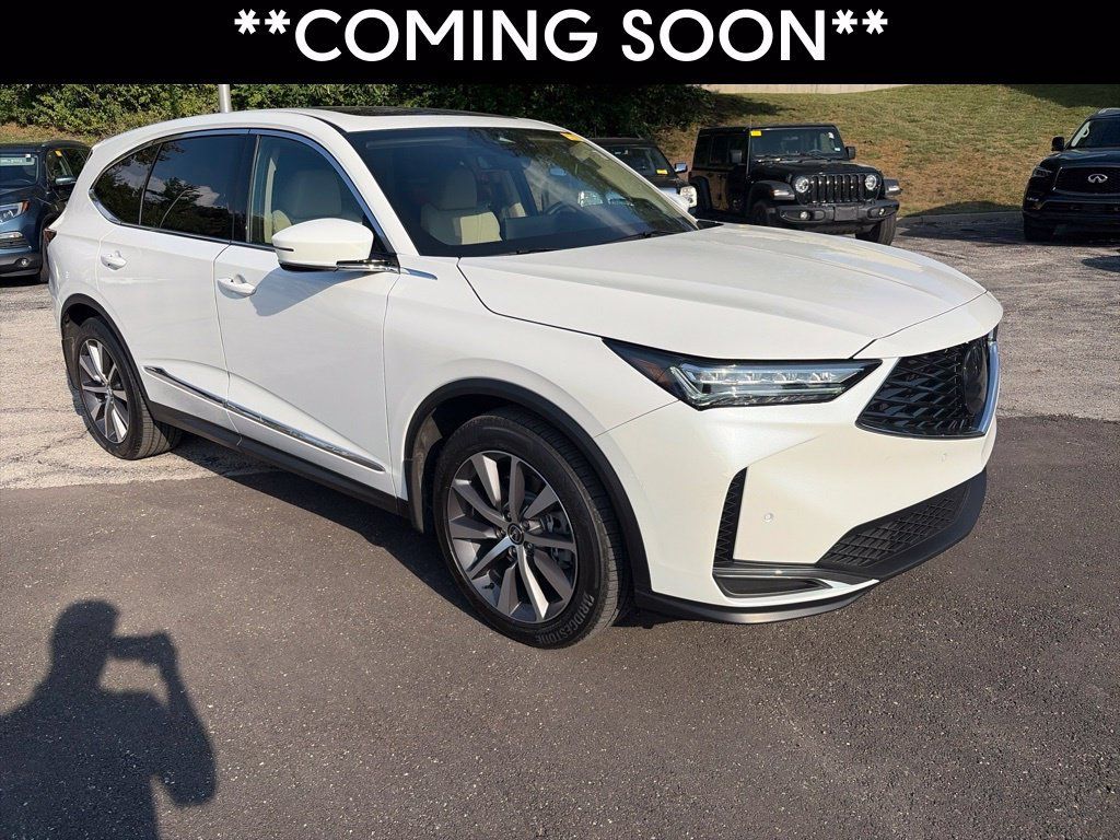 Used 2025 Acura MDX w/ Technology Package AWD/4WD image 3