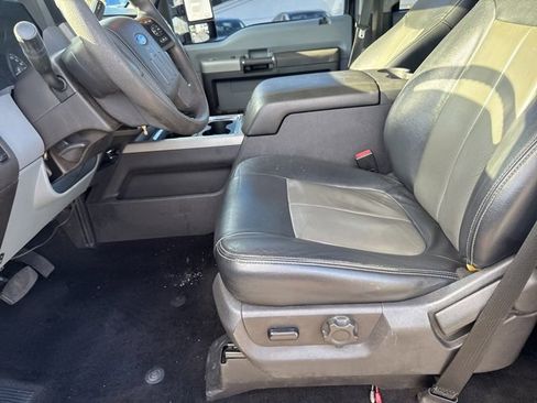 Used 2016 Ford F250 XLT w/ FX4 Off-Road Package image 14