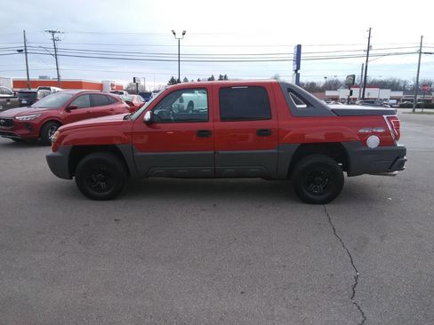 Used 2002 Chevrolet Avalanche 4x4 w/ Convenience Pkg image 10