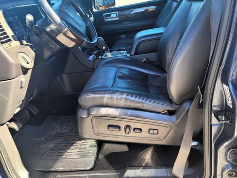 Used 2014 Lincoln Navigator L 2WD image 14