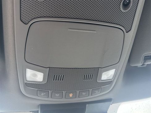 Used 2019 Ford F150 Lariat w/ Equipment Group 502A Luxury image 35