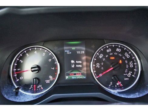 Used 2021 Toyota RAV4 LE image 13