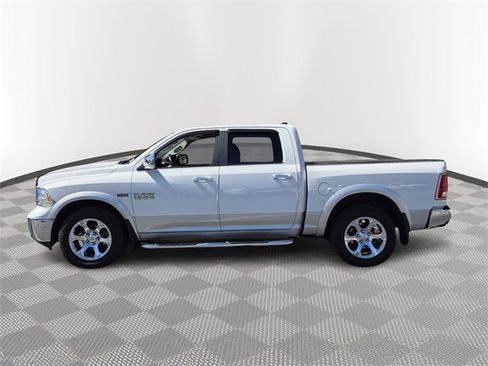 Used 2017 RAM 1500 Laramie image 3