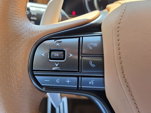 Used 2024 Lexus LC 500 Coupe w/ Touring Package RWD image 25