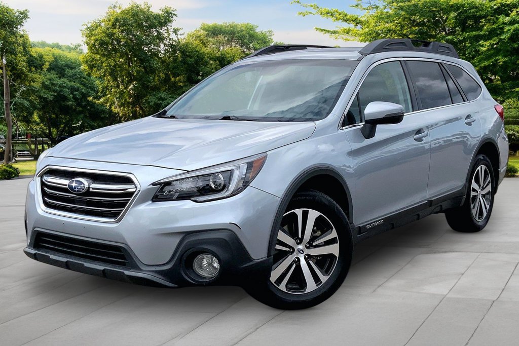 Used 2018 Subaru Outback 2.5i Limited AWD/4WD image 1