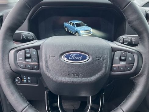New 2025 Ford Ranger Lariat w/ FX4 Off-Road Package image 13
