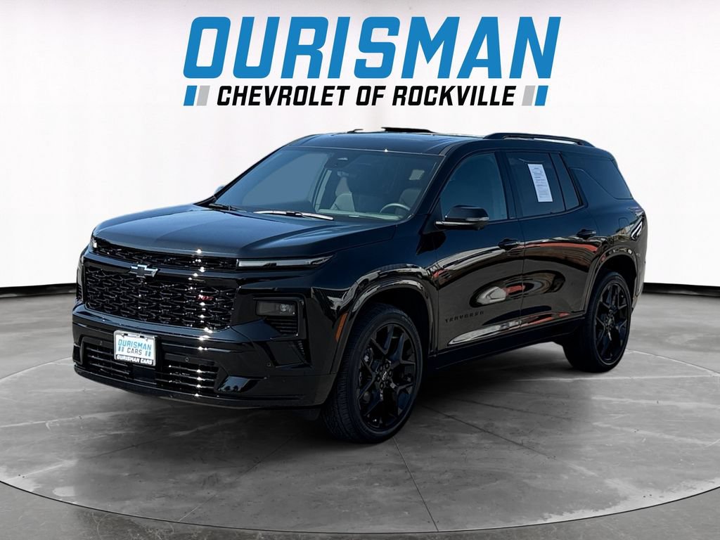Used 2025 Chevrolet Traverse RS FWD image 2