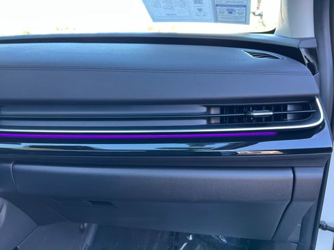 Used 2025 Kia Carnival SX Prestige image 62