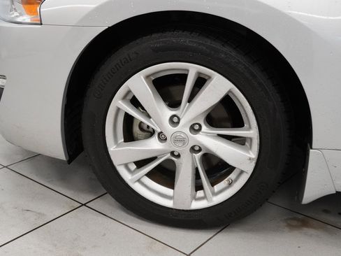 Used 2015 Nissan Altima 2.5 SV w/ Convenience Package image 20
