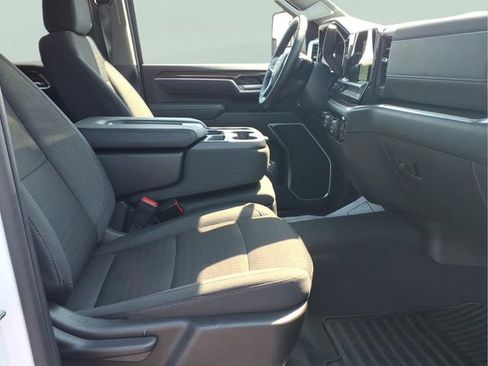 Used 2025 Chevrolet Silverado 2500 LT w/ Convenience Package AWD/4WD image 23