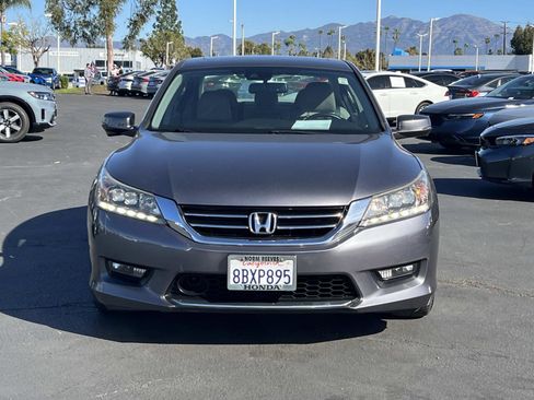 Used 2014 Honda Accord Touring image 4