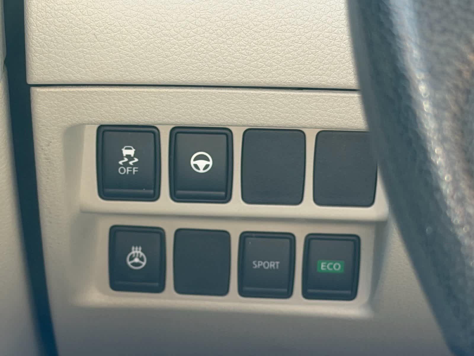 Certified 2022 Nissan Rogue Sport SL FWD image 25