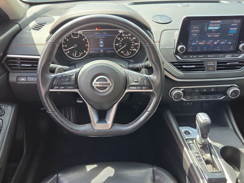 Used 2021 Nissan Altima 2.5 SR AWD/4WD image 11