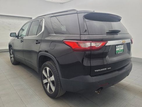 Used 2019 Chevrolet Traverse LT w/ LT Premium Package AWD/4WD image 5
