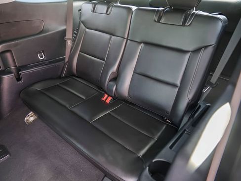 Used 2023 Ford Explorer XLT w/ Equipment Group 202A image 29