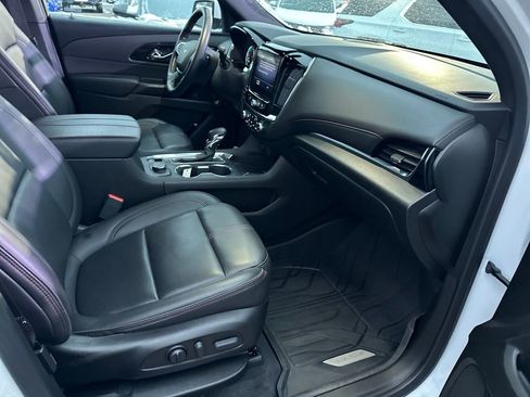 Certified 2023 Chevrolet Traverse RS w/ LPO, Floor Liner Package image 33