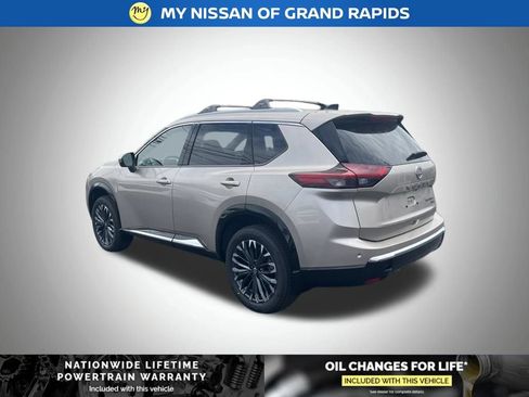New 2026 Nissan Rogue Platinum AWD/4WD image 3