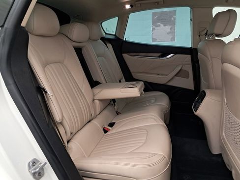 Used 2019 Maserati Levante S image 30