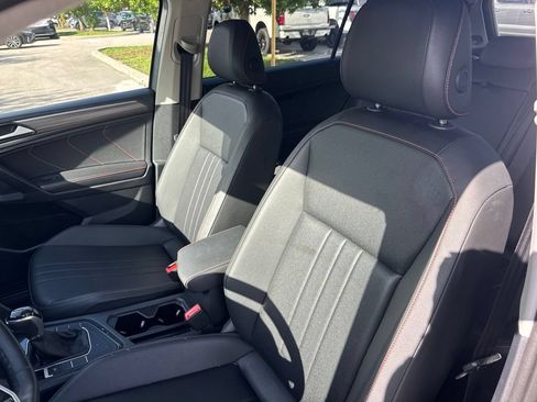 Used 2024 Volkswagen Tiguan Wolfsburg Edition FWD image 10
