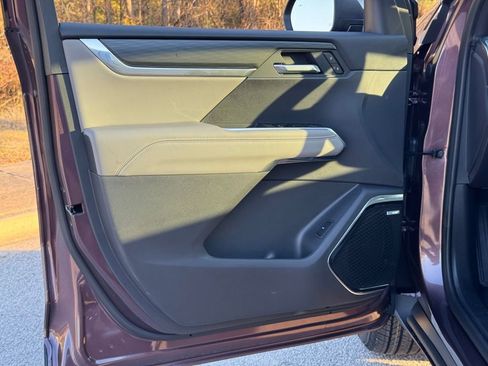 New 2026 GMC Acadia Elevation image 15