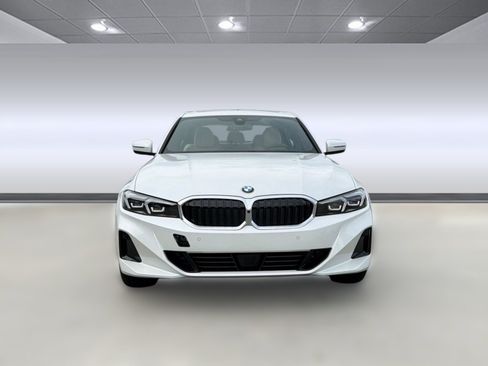 Used 2026 BMW 330i Sedan w/ Premium Package RWD image 5