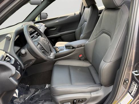 Certified 2026 Lexus UX 300h AWD w/ Accessory Package (2T) image 16