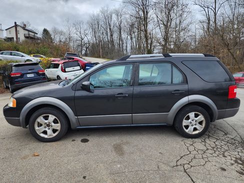Used 2007 Ford Freestyle SEL image 3