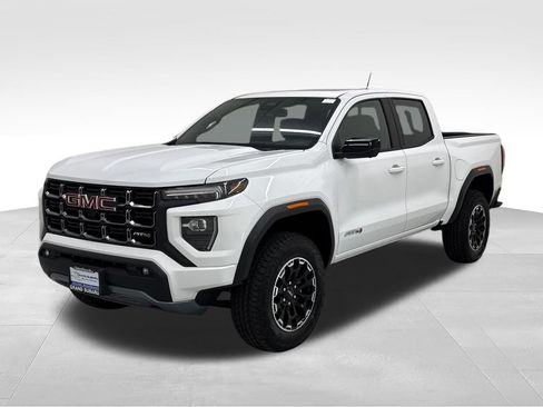 Used 2026 GMC Canyon AT4 w/ Technology Plus Package AWD/4WD image 5