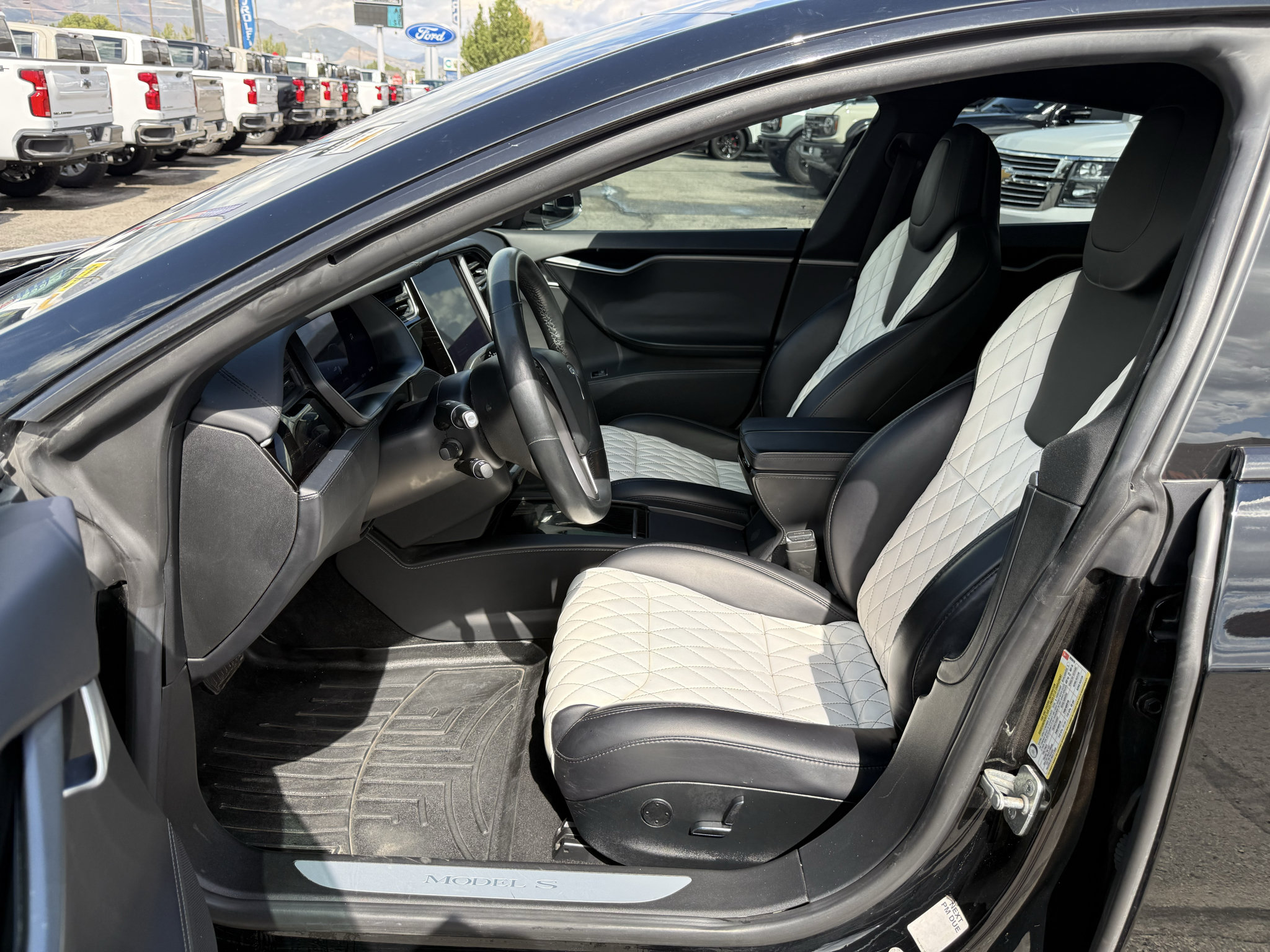 Used 2018 Tesla Model S 100D AWD/4WD image 14