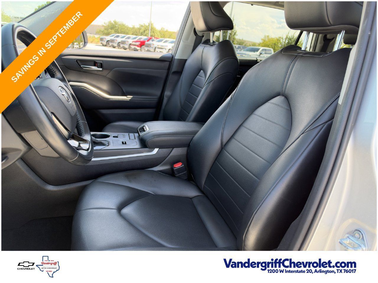 Used 2021 Toyota Highlander XLE FWD image 23