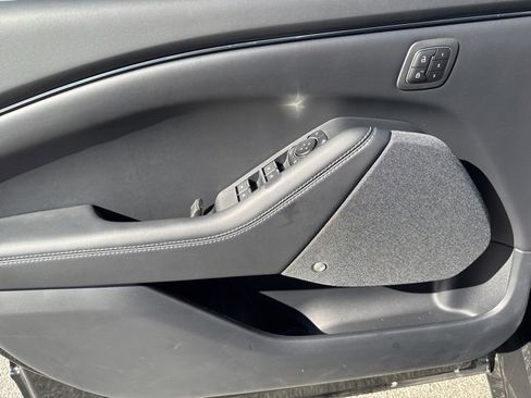New 2025 Ford Mustang Mach-E Premium image 24
