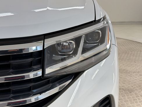 Used 2021 Volkswagen Atlas SEL FWD image 12