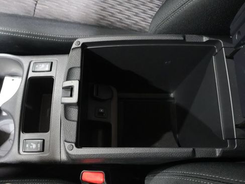 Used 2020 Nissan Rogue SV AWD/4WD image 29