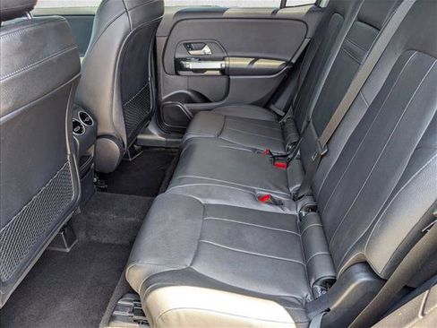 Used 2020 Mercedes-Benz GLB 250 image 17